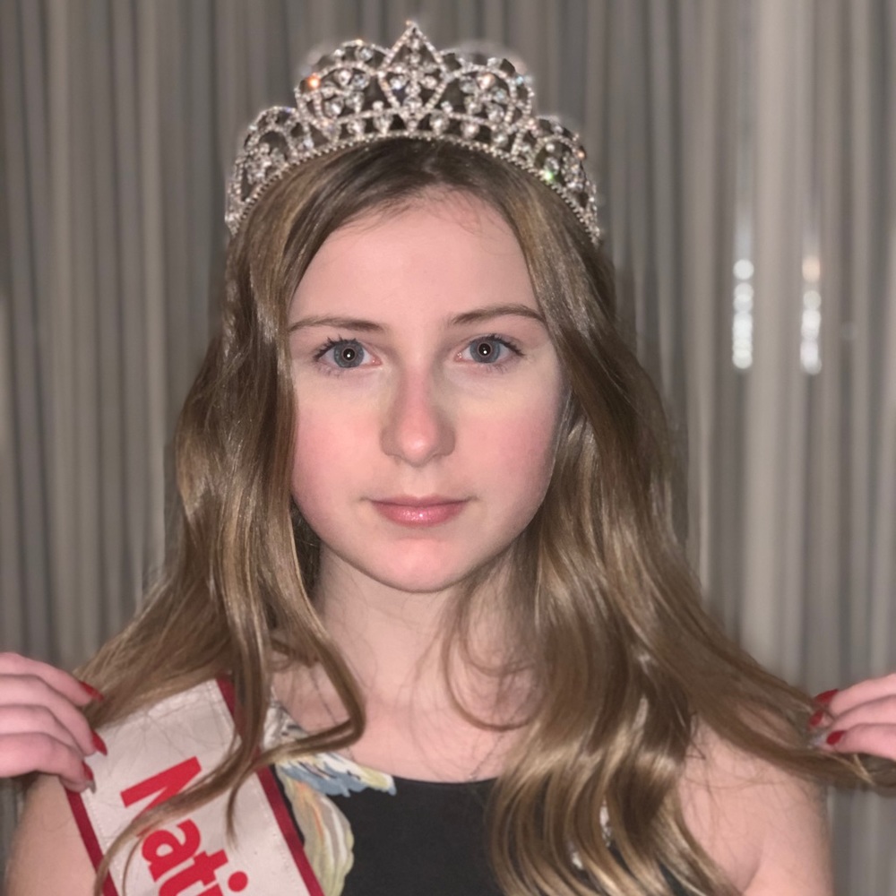 Meet your Posher, Makayla